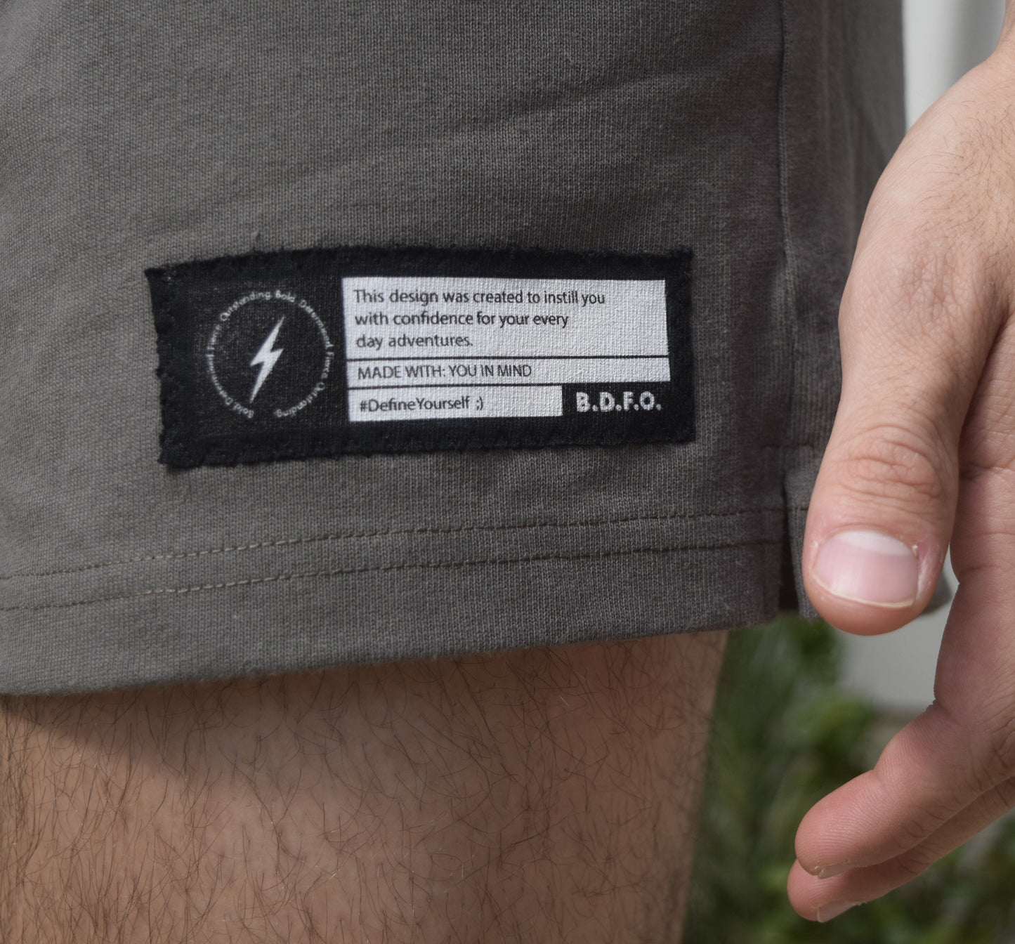 Trail Shorts in Smoke